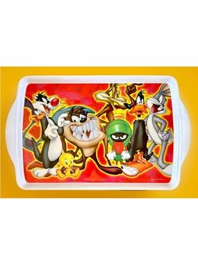 NEW UNUSED VINTAGE Warner Bros LOONEY TUNES Bugs Bunny & friends Kids Tray 2002